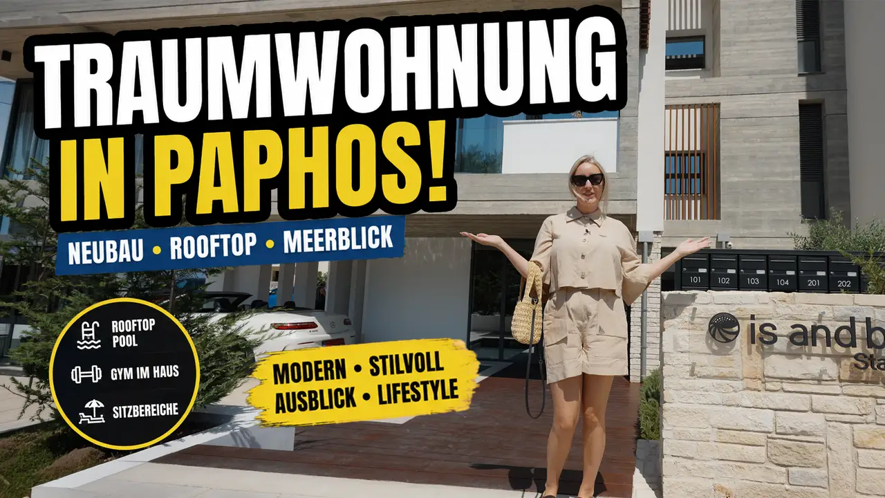 Moderne Neubau-Wohnanlage in Paphos mit heller Steinfassade. Headline: Traumwohnung in Paphos, Neubau, Rooftop, Meerblick.